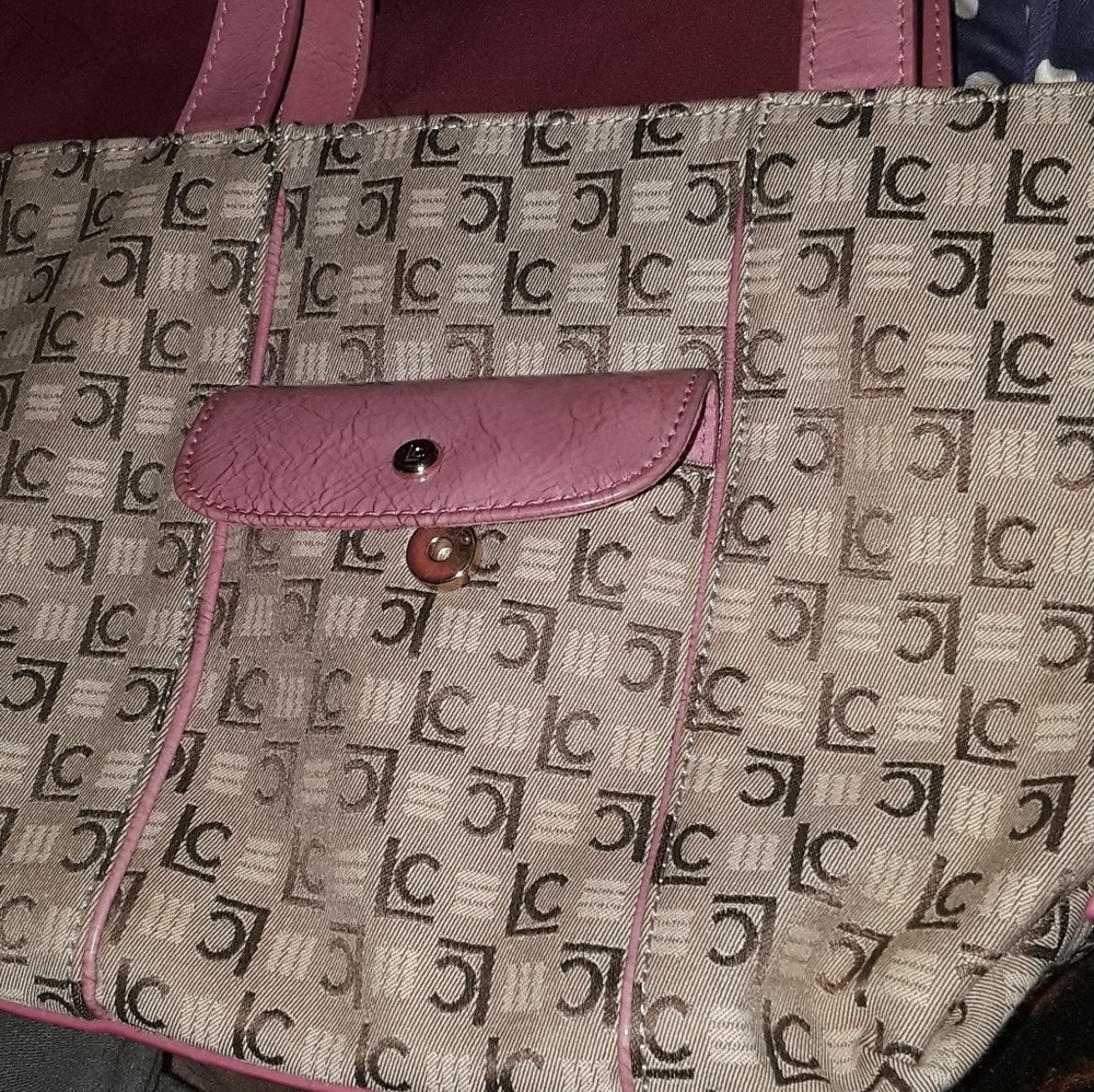 Liz Claiborne purse.excellent condition.